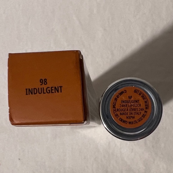 💋NIB💋 MAC ✨Indulgent✨ Locked Kiss 24-Hour Lipstick BRAND NEW - Picture 8 of 9